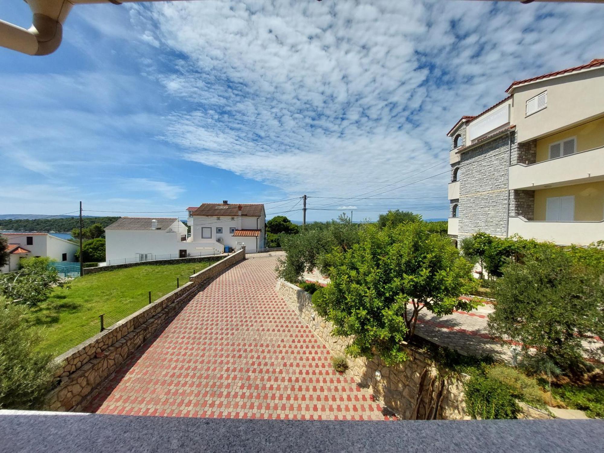 Apartments Palit Раб Экстерьер фото